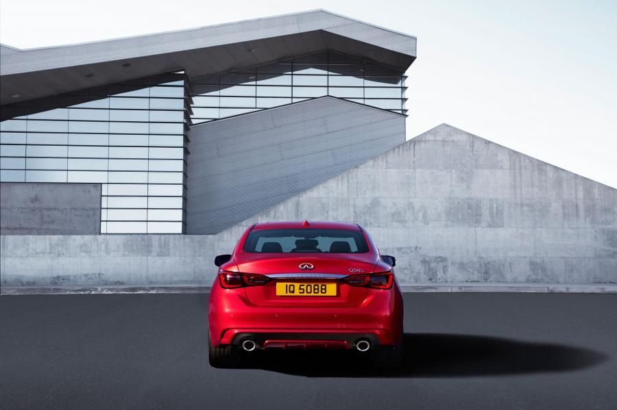  Infiniti Q50 Red Sport 400 (V37) 2017 года  (NA) (фото 4 из 40)
